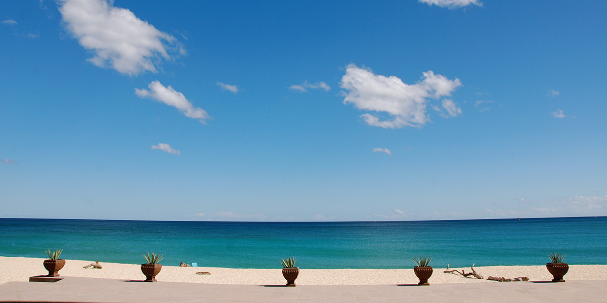 Vista de la playa desde el hotel casa costa azul los cabos